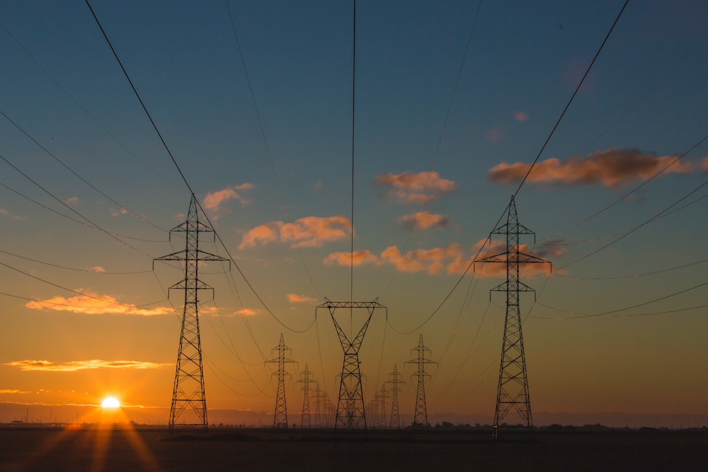 Jak zdobyć warunki przyłączenia do sieci energii elektrycznej Enea?